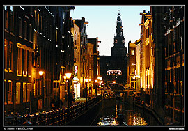 Amsterdam, typick� uli�ka v centru m�sta.